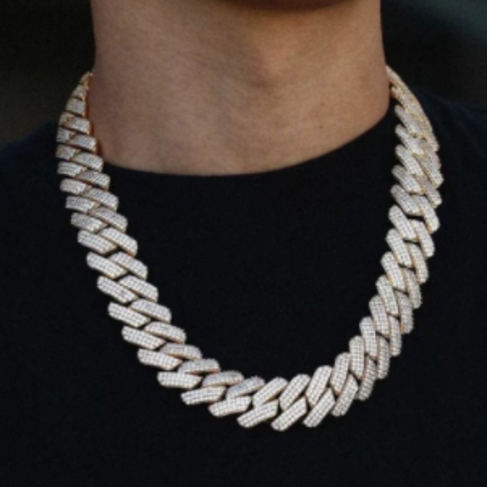 19mm Premium Cuban Link Prong Chain